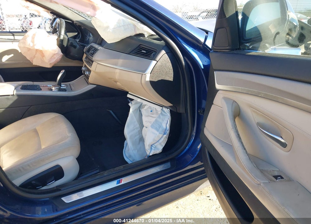 2015 BMW 528I VIN: WBA5A5C55FD525223