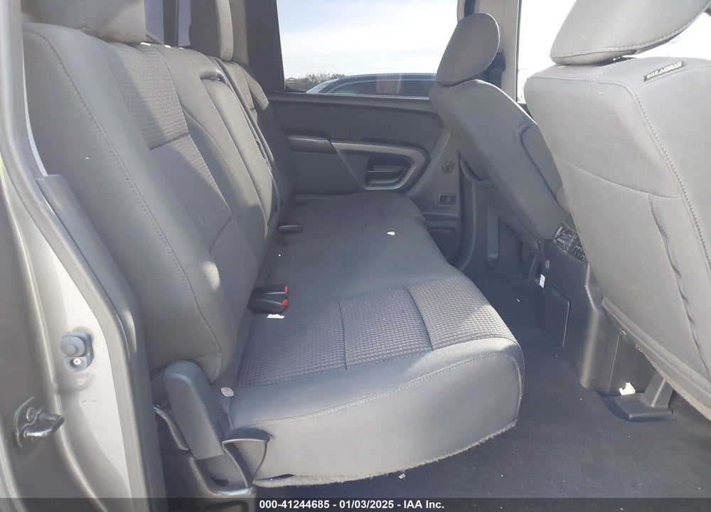 2015 NISSAN TITAN S/SL/SV VIN: 1N6AA0ED2FN513353