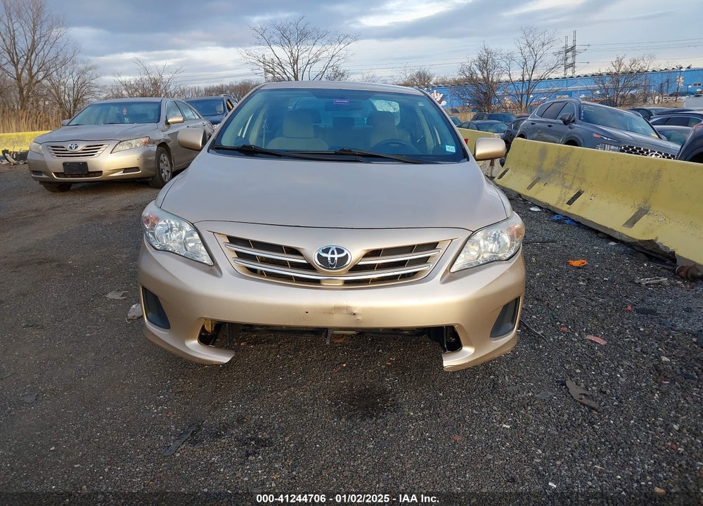 2013 TOYOTA COROLLA LE VIN: 2T1BU4EE7DC987961