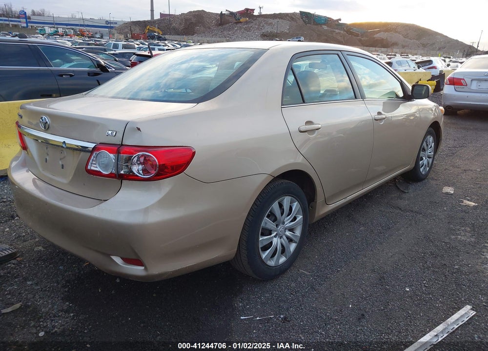 2013 TOYOTA COROLLA LE VIN: 2T1BU4EE7DC987961
