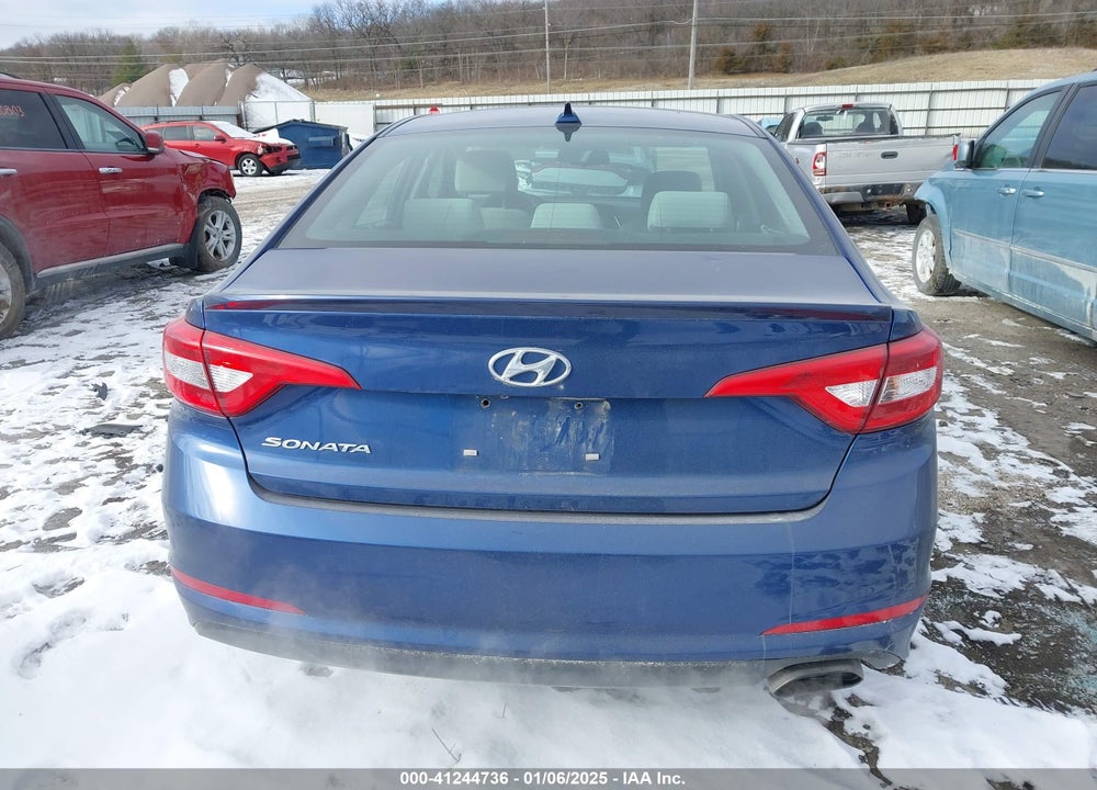 2016 HYUNDAI SONATA VIN: 5NPE24AF8GH385430