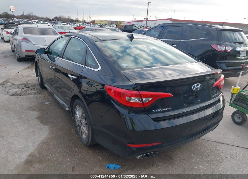 2015 HYUNDAI SONATA VIN: 5NPE34AF5FH036527