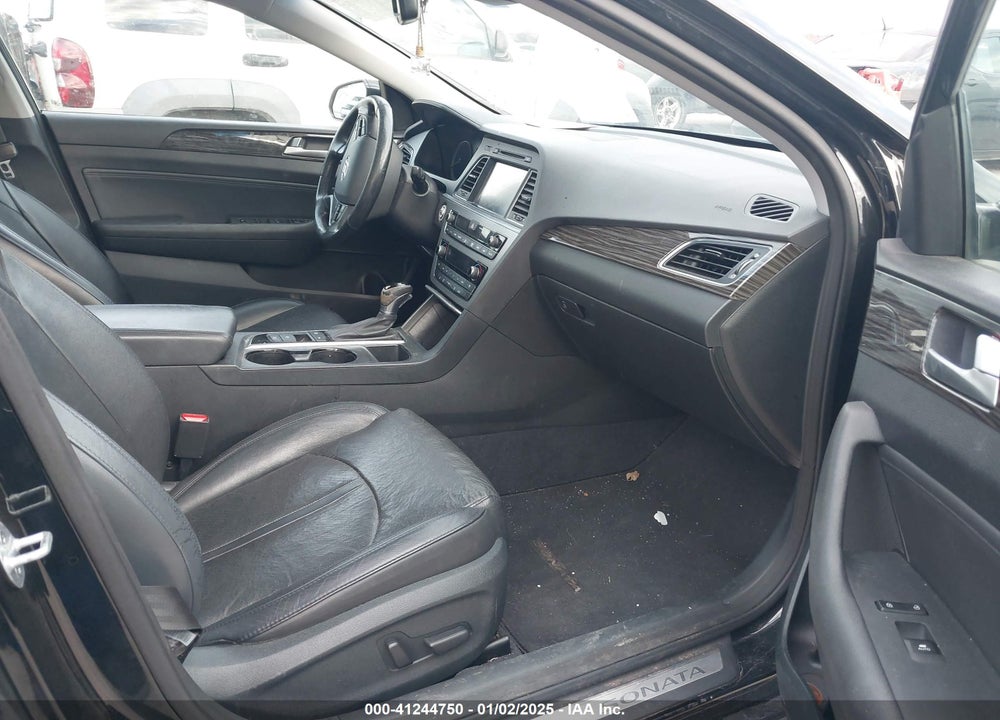 2015 HYUNDAI SONATA VIN: 5NPE34AF5FH036527