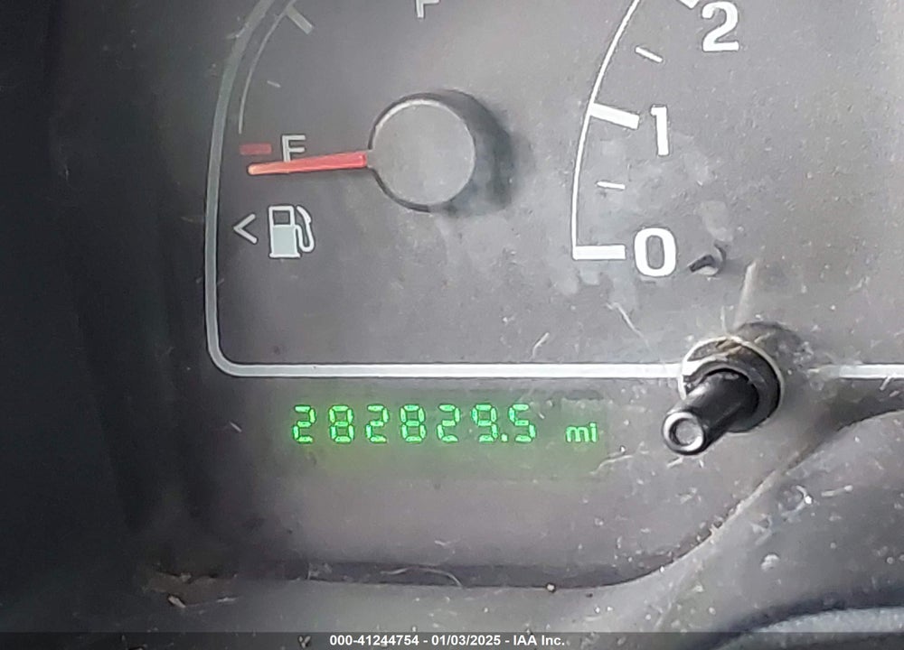 2000 FORD WINDSTAR LX VIN: 2FMZA5149YBC33643