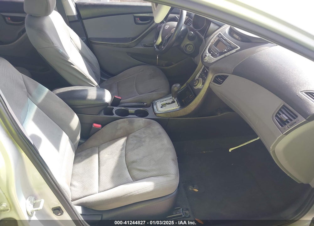 2012 HYUNDAI ELANTRA VIN: KMHDH4AE0CU232716