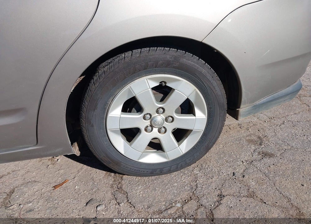 2005 TOYOTA PRIUS VIN: JTDKB22U253051925