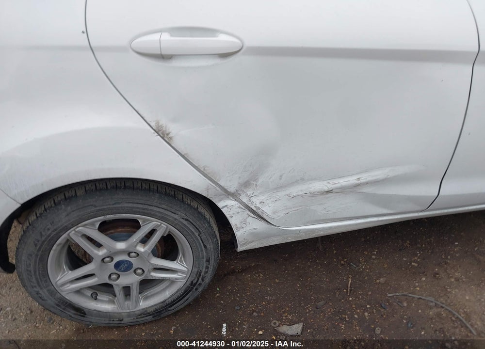 2018 FORD FIESTA SE VIN: 3FADP4EJ7JM115821