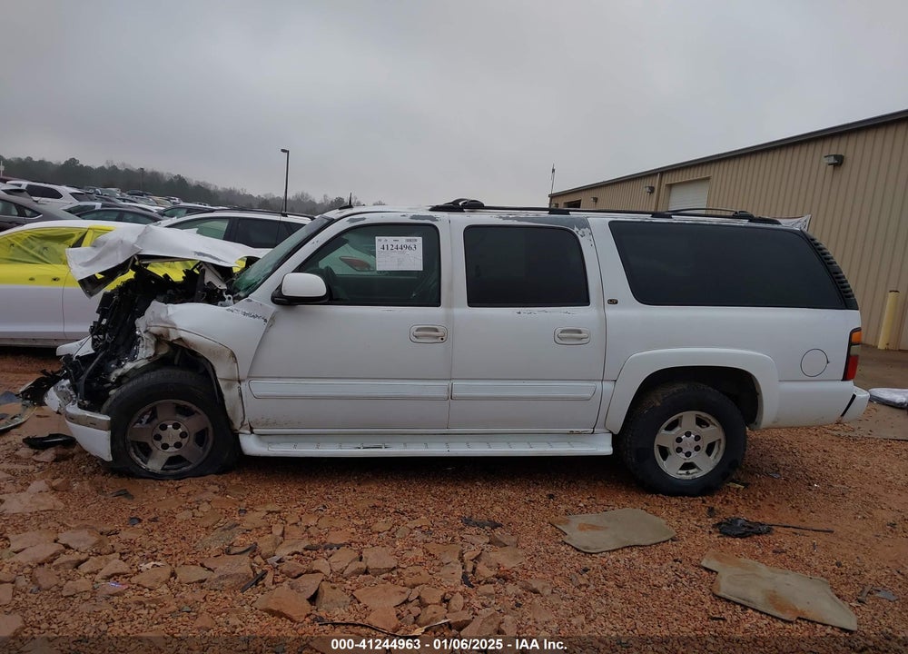2004 CHEVROLET SUBURBAN 1500 LT VIN: 1GNEC16Z54J207144