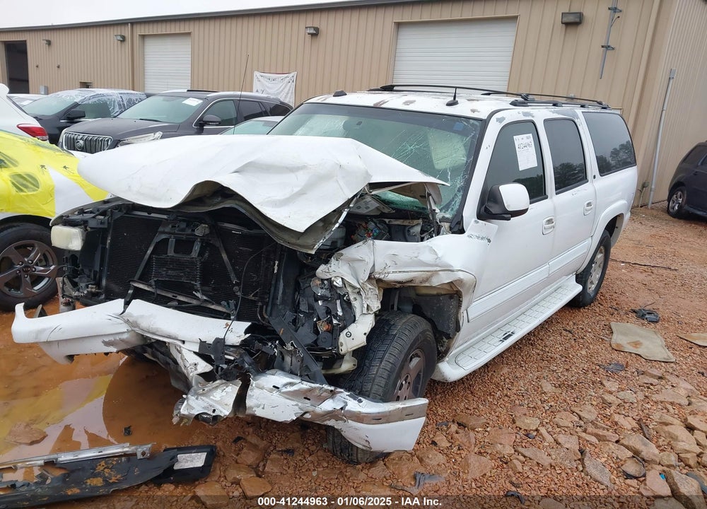 2004 CHEVROLET SUBURBAN 1500 LT VIN: 1GNEC16Z54J207144