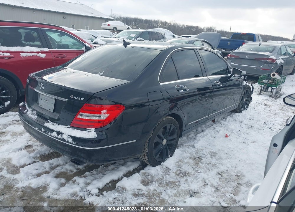 2014 MERCEDES-BENZ C 300 LUXURY 4MATIC/SPORT 4MATIC VIN: WDDGF8AB8ER307274