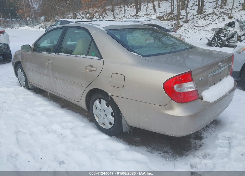 2002 TOYOTA CAMRY LE VIN: 4T1BE32K92U598509