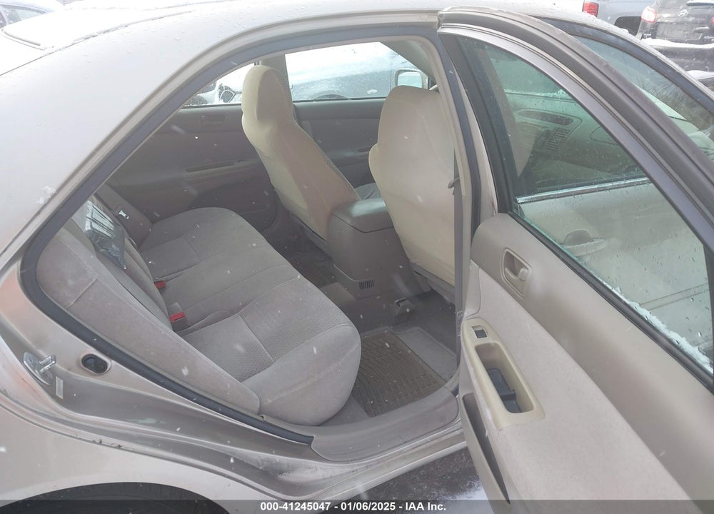 2002 TOYOTA CAMRY LE VIN: 4T1BE32K92U598509