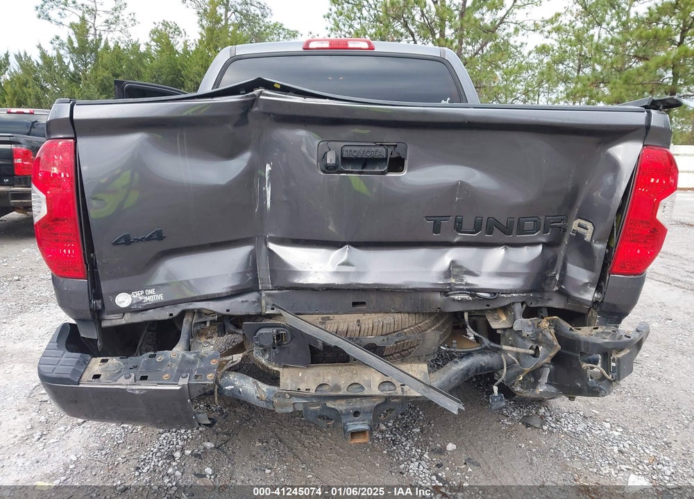 2016 TOYOTA TUNDRA PLATINUM 5.7L V8 VIN: 5TFAW5F11GX538983