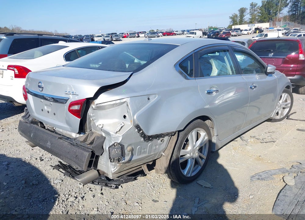 2017 NISSAN ALTIMA VIN: 1N4BL3APXHC236121