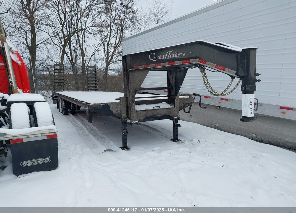 2024 QUALITY 30' GOOSENECK FLATBED VIN: 7RA2H302XRS001805