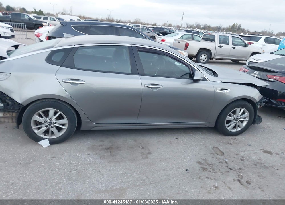 2018 KIA OPTIMA LX VIN: 5XXGT4L30JG222489