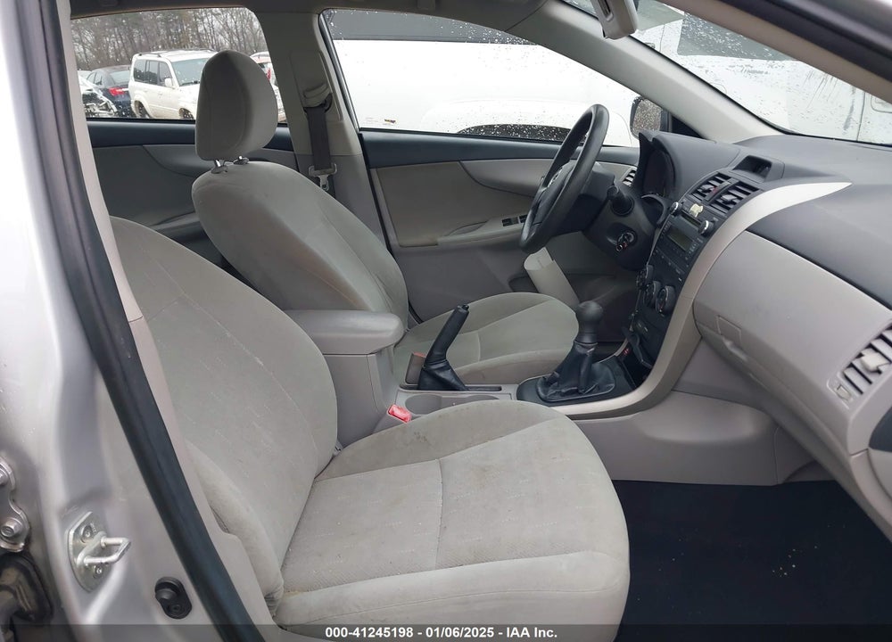 2013 TOYOTA COROLLA L VIN: 2T1BU4EE3DC082472