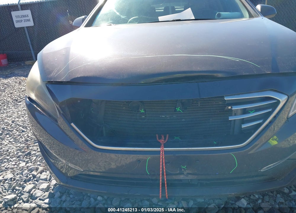 2015 HYUNDAI SONATA VIN: 5NPE24AF4FH102634