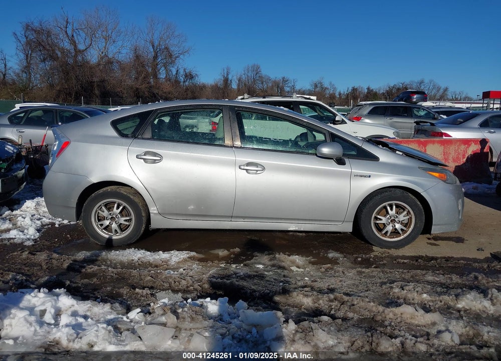 2011 TOYOTA PRIUS TWO VIN: JTDKN3DU6B1380418