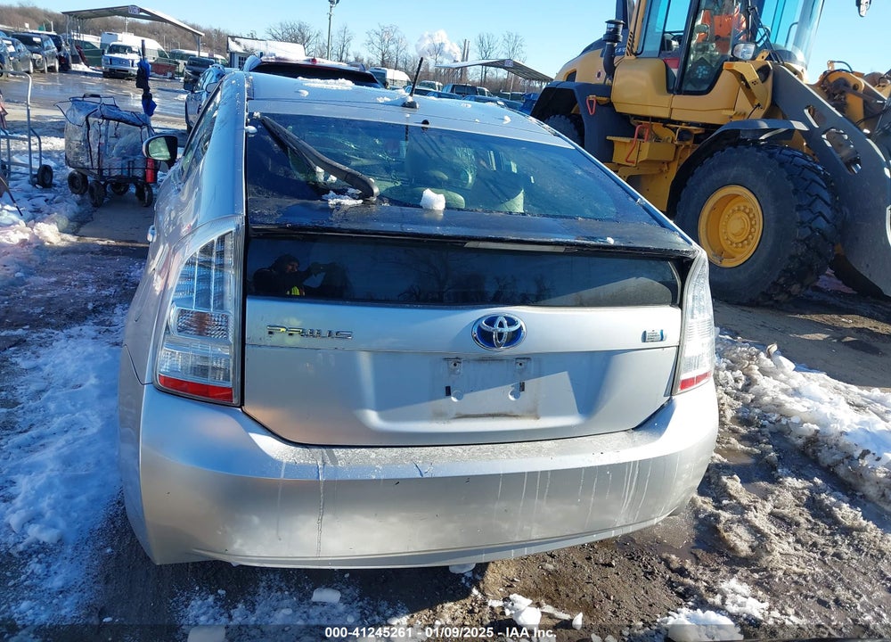 2011 TOYOTA PRIUS TWO VIN: JTDKN3DU6B1380418