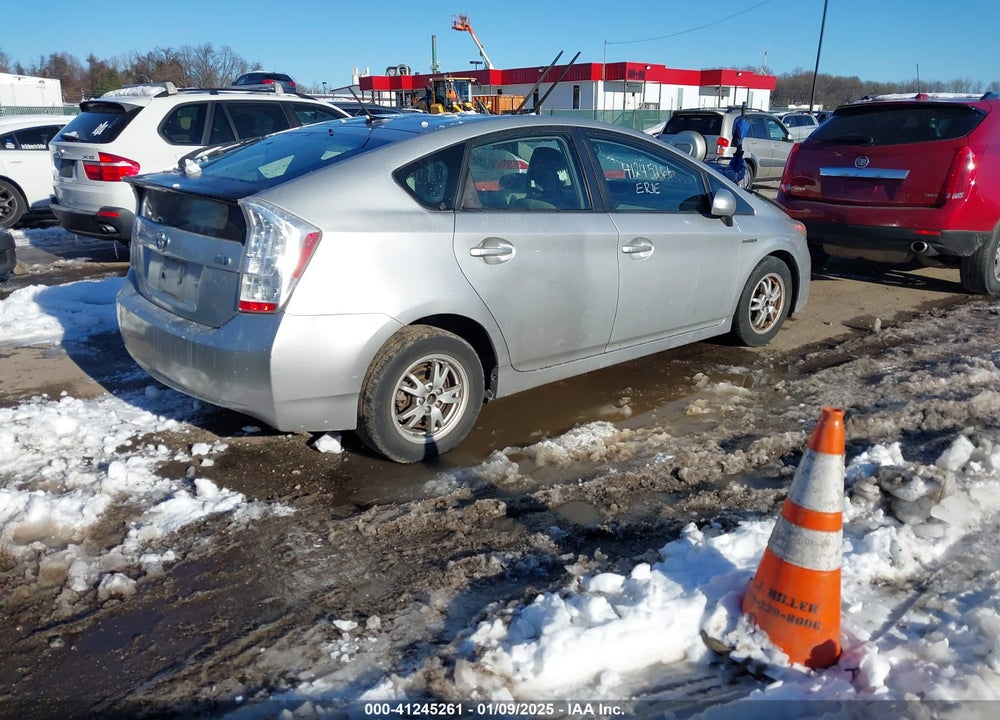 2011 TOYOTA PRIUS TWO VIN: JTDKN3DU6B1380418