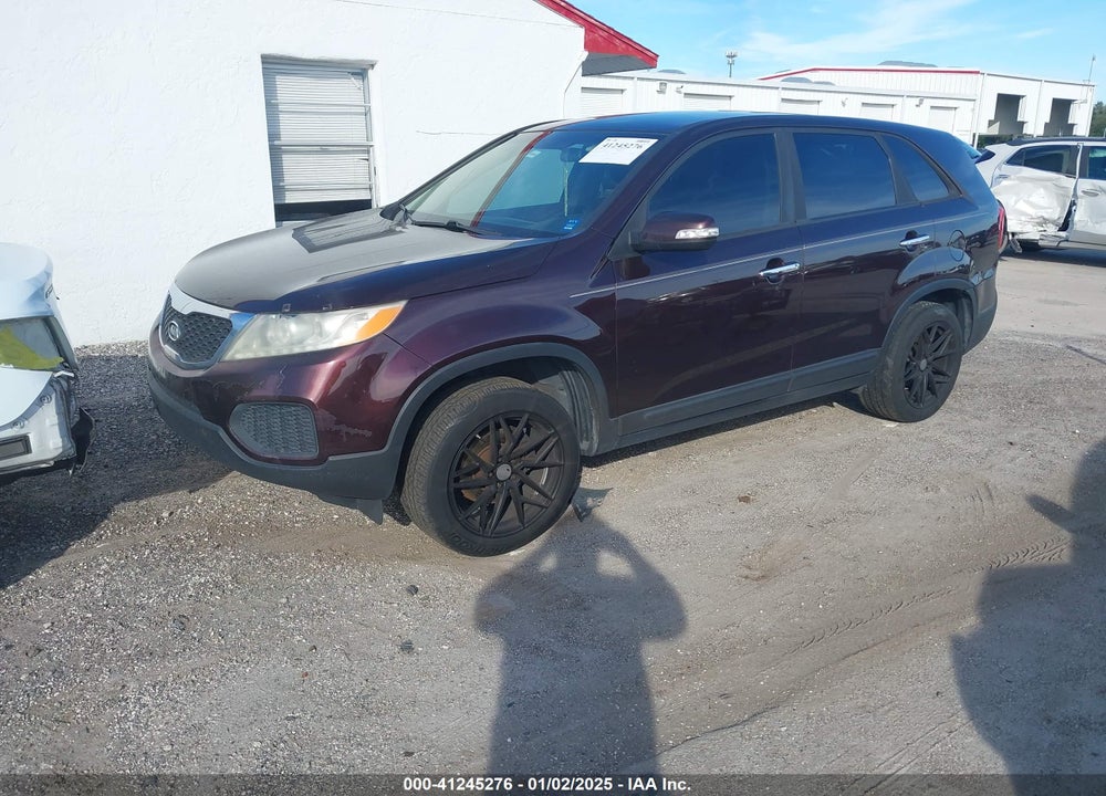 2011 KIA SORENTO LX VIN: 5XYKT3A19BG138447