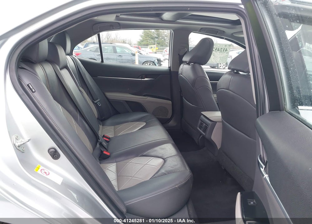 2018 TOYOTA CAMRY L/LE/XLE/SE/XSE VIN: 4T1B11HK7JU526262