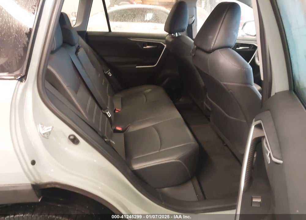 2019 TOYOTA RAV4 XLE PREMIUM VIN: 2T3A1RFV4KW044767