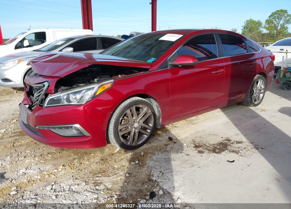 2015 HYUNDAI SONATA VIN: 5NPE24AF3FH123328