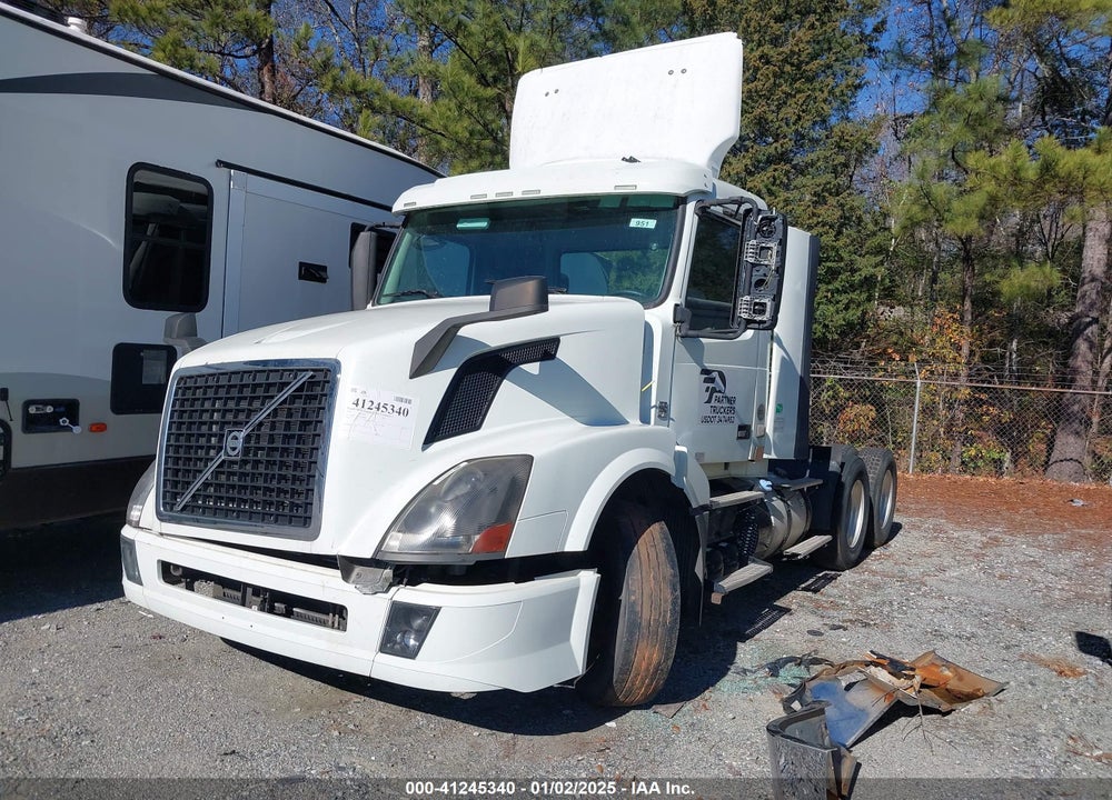 2014 VOLVO VN VNL VIN: 4V4NC9EG8EN168829