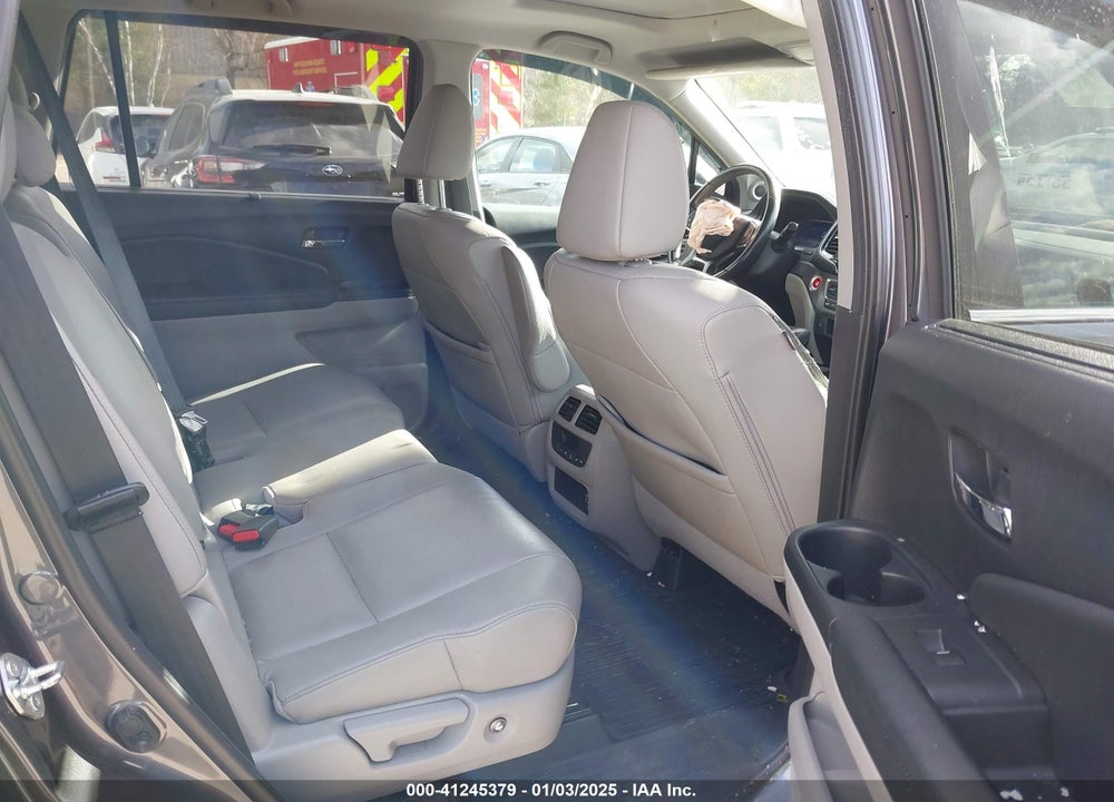 2019 HONDA PILOT EX-L VIN: 5FNYF6H55KB033651