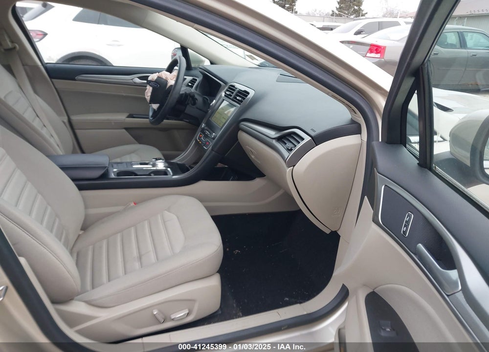2018 FORD FUSION VIN: 3FA6P0HDXJR238913