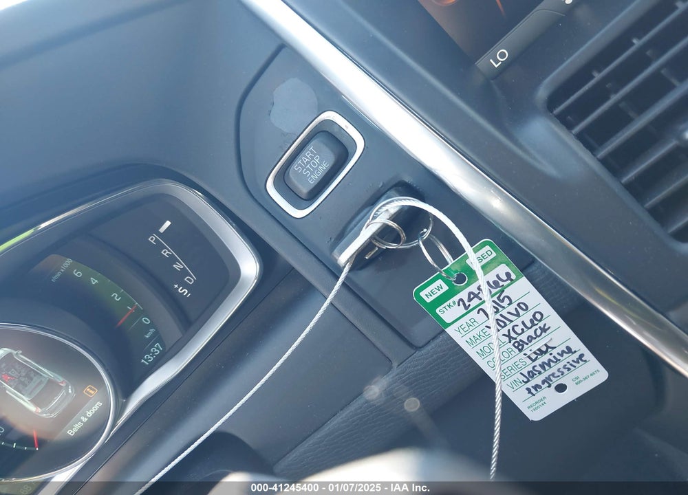 2015 VOLVO XC60 VIN: YV440MDB0F2588738