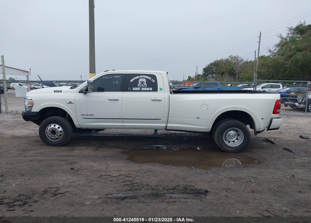 2020 RAM 3500 LIMITED  4X4 8' BOX VIN: 3C63RRRL3LG219658