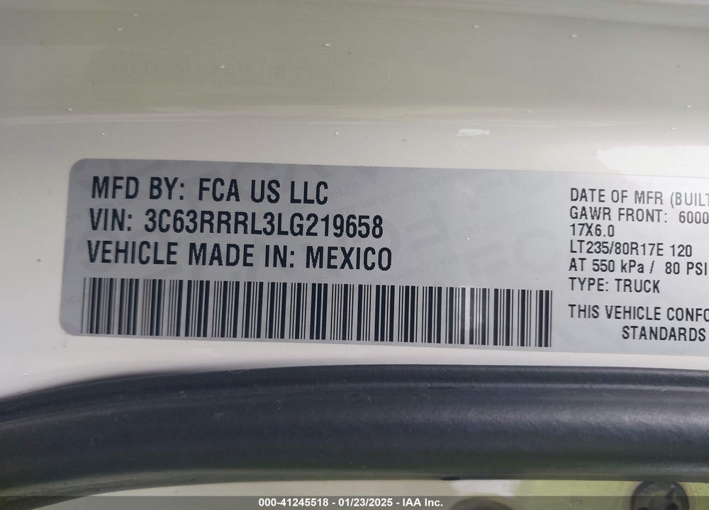 2020 RAM 3500 LIMITED  4X4 8' BOX VIN: 3C63RRRL3LG219658