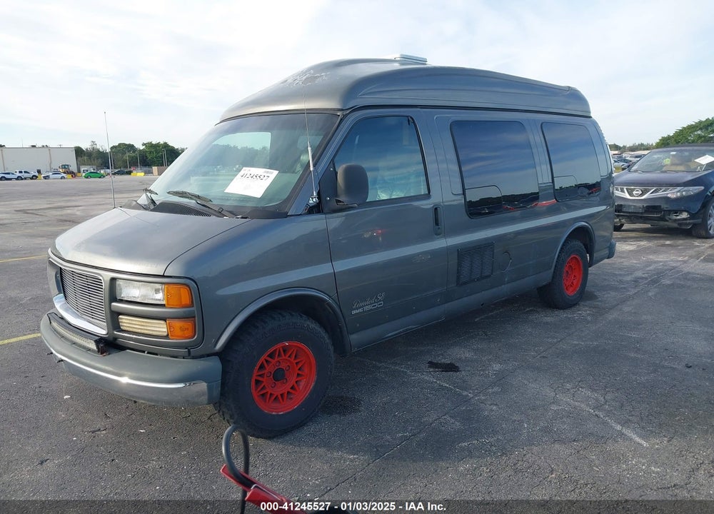 1998 GMC SAVANA RV VIN: 1GDFG15RXW1057825