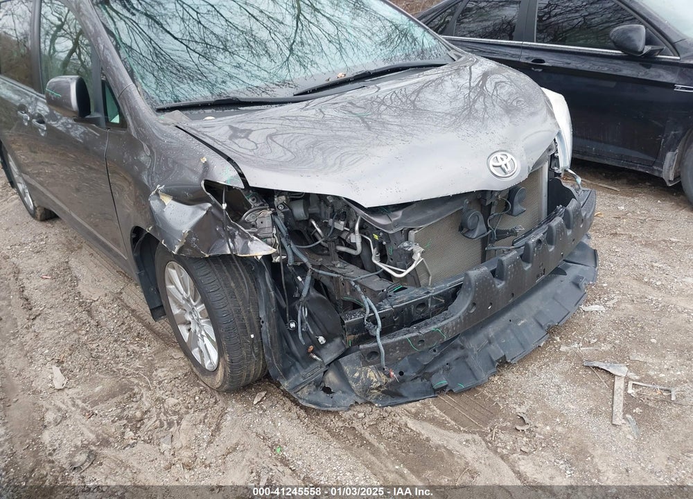 2015 TOYOTA SIENNA XLE LIMITED VIN: 5TDDK3DCXFS100341