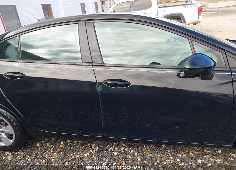 2018 CHEVROLET CRUZE LS AUTO VIN: 1G1BC5SM8J7141428
