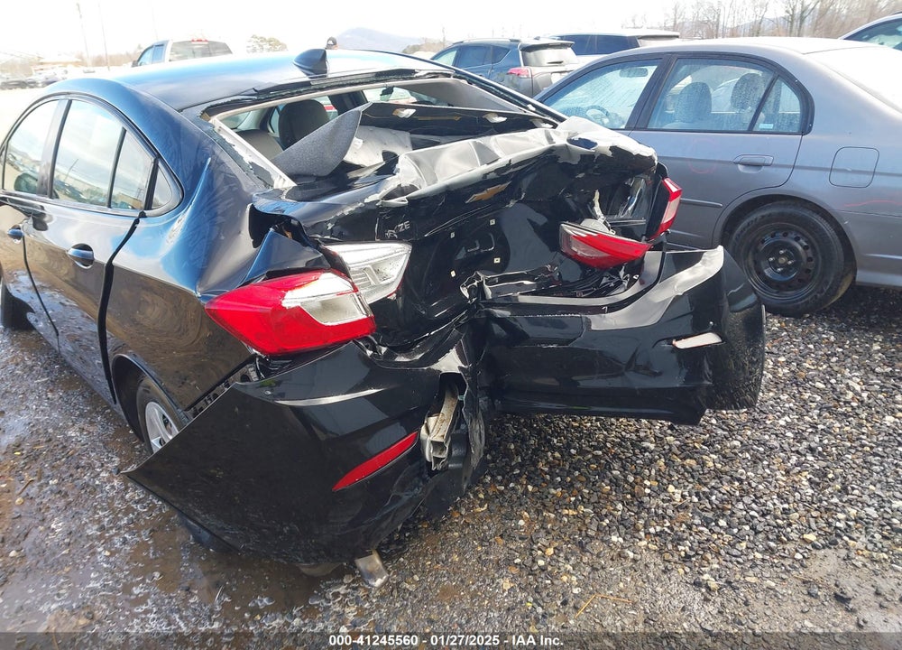 2018 CHEVROLET CRUZE LS AUTO VIN: 1G1BC5SM8J7141428