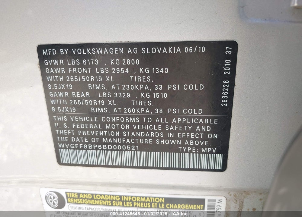 2011 VOLKSWAGEN TOUAREG VR6 LUX VIN: WVGFF9BP6BD000521