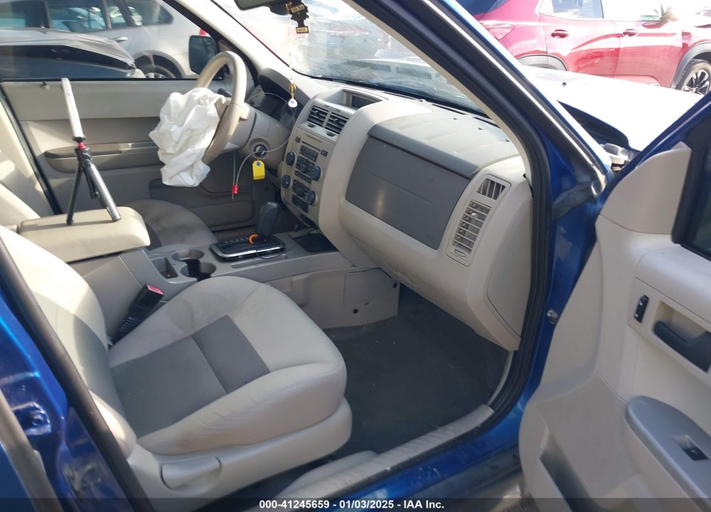 2008 FORD ESCAPE VIN: 1FMCU03Z68KB91995