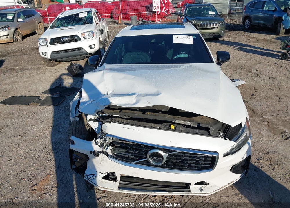 2019 VOLVO S60 T5 R-DESIGN VIN: 7JR102FM3KG013010