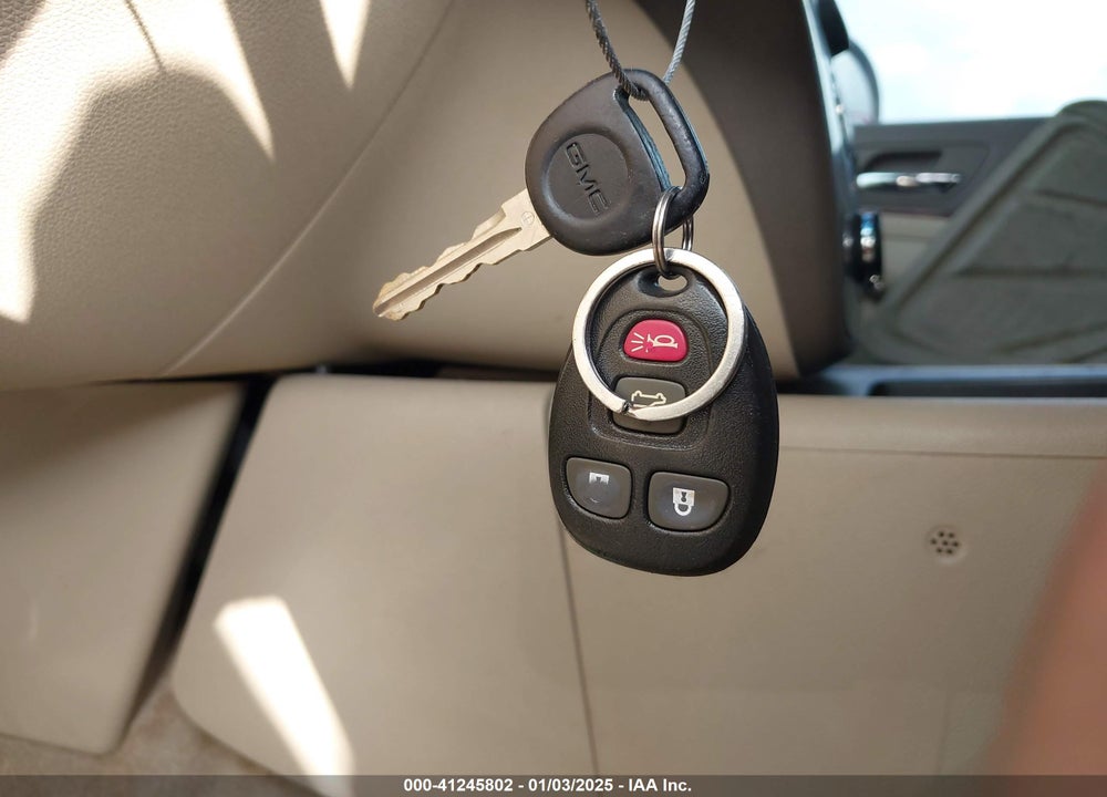 2011 GMC YUKON SLE VIN: 1GKS1AE05BR293241