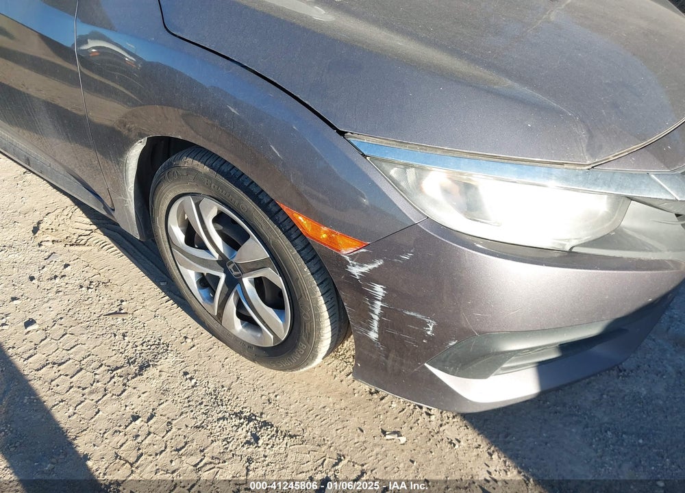 2018 HONDA CIVIC VIN: 2HGFC2F59JH563532