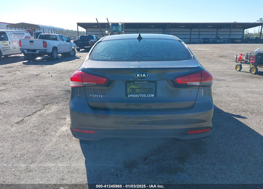 2017 KIA FORTE LX VIN: 3KPFK4A74HE091168