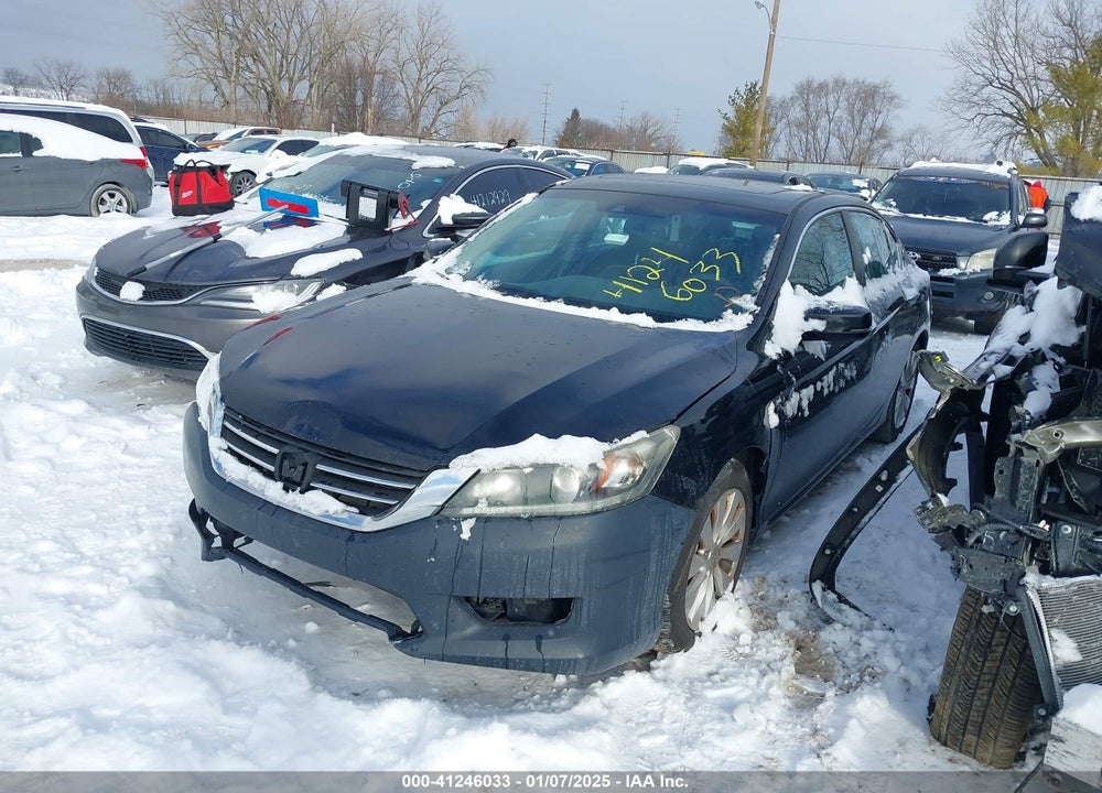 2013 HONDA ACCORD VIN: 1HGCR2F8XDA233056