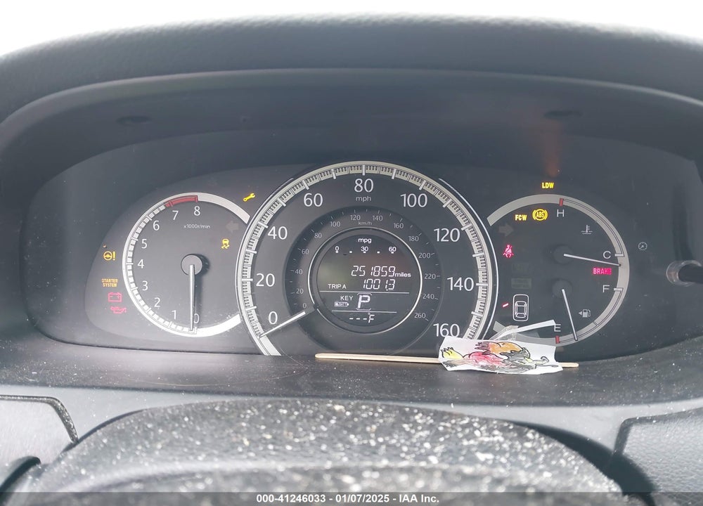 2013 HONDA ACCORD VIN: 1HGCR2F8XDA233056