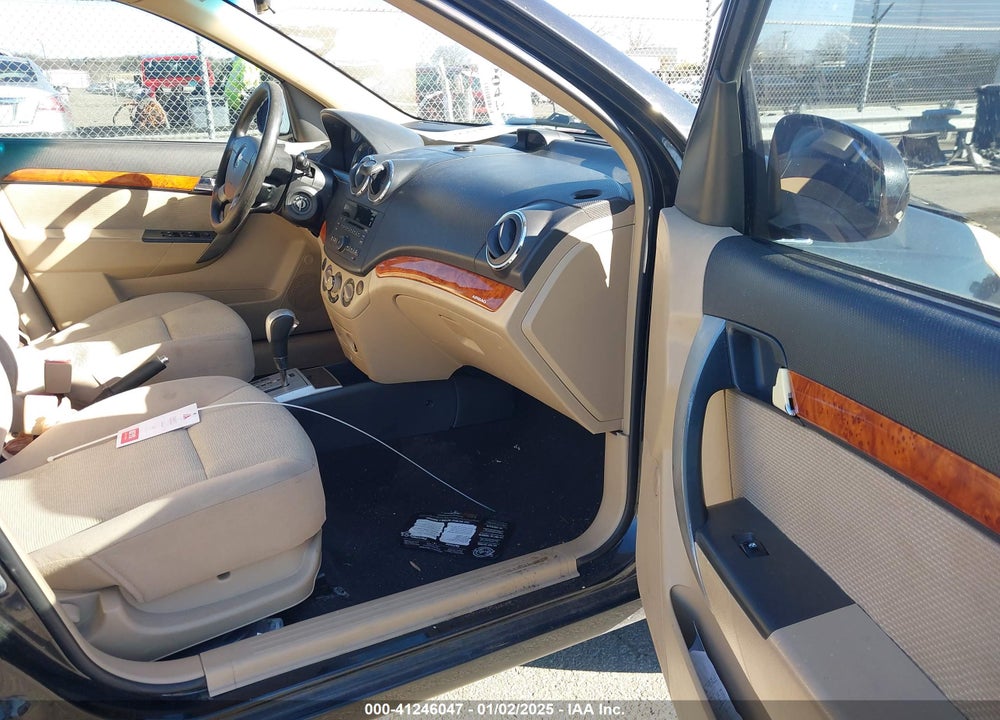 2010 CHEVROLET AVEO LT VIN: KL1TG6DE5AB096304