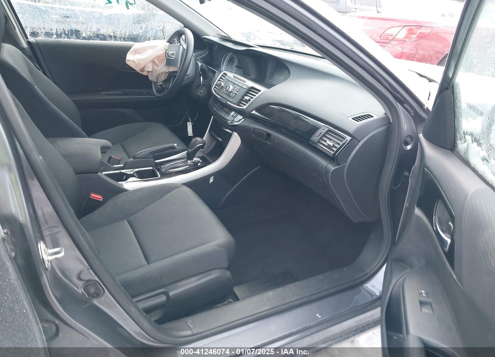 2017 HONDA ACCORD LX VIN: 1HGCR2F31HA053247