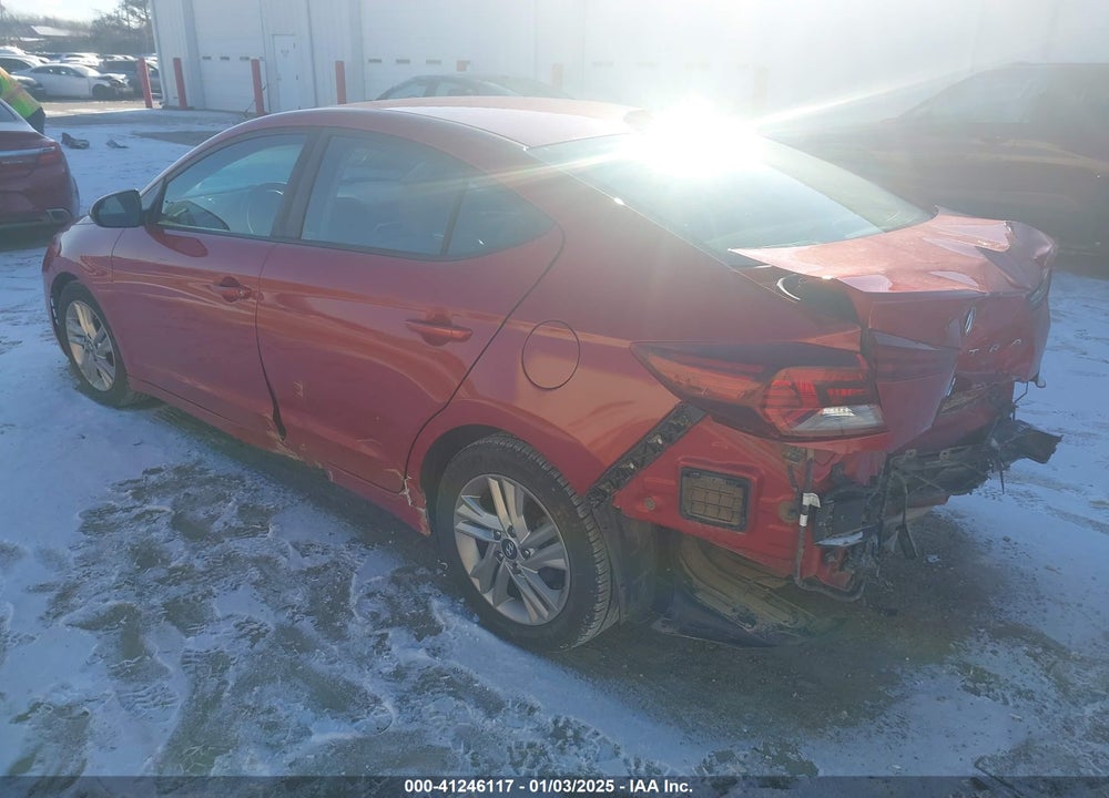 2020 HYUNDAI ELANTRA VIN: 5NPD84LF4LH527323